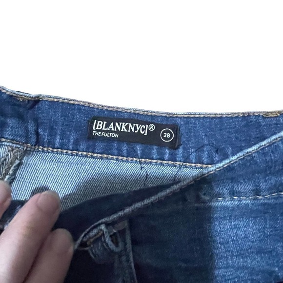 BLANKNYC Denim Slightly Distressed Blue Shorts - Picture 3 of 7